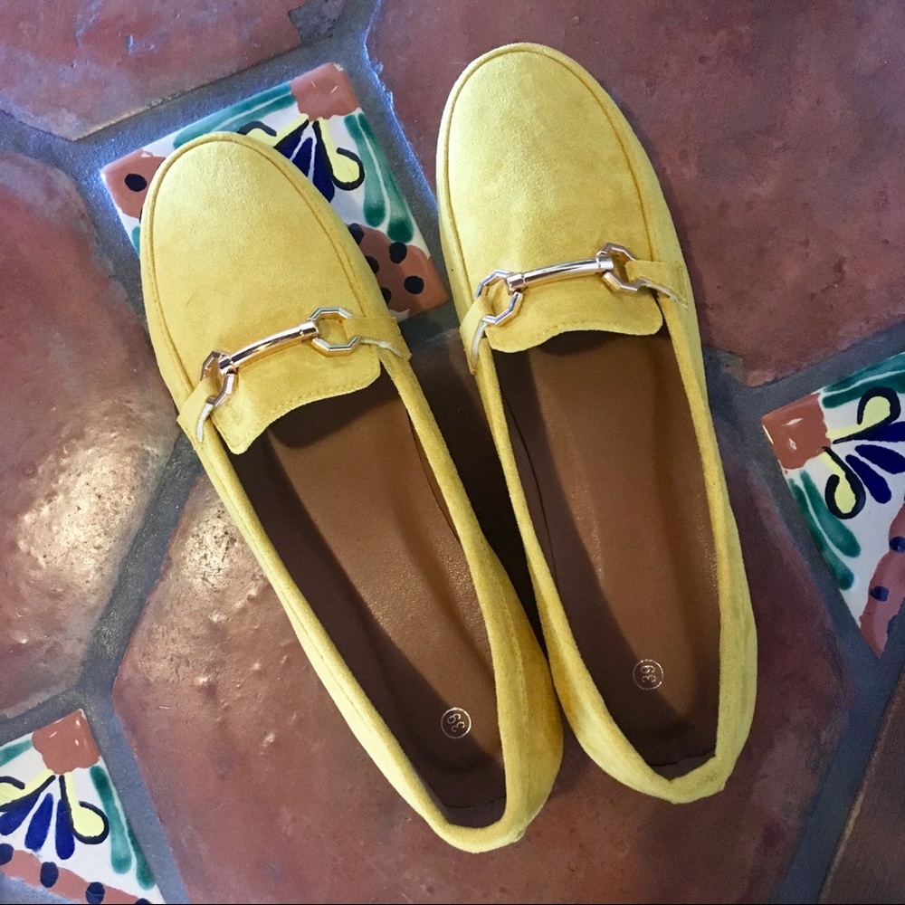 NIB Mustard yellow loafer flats